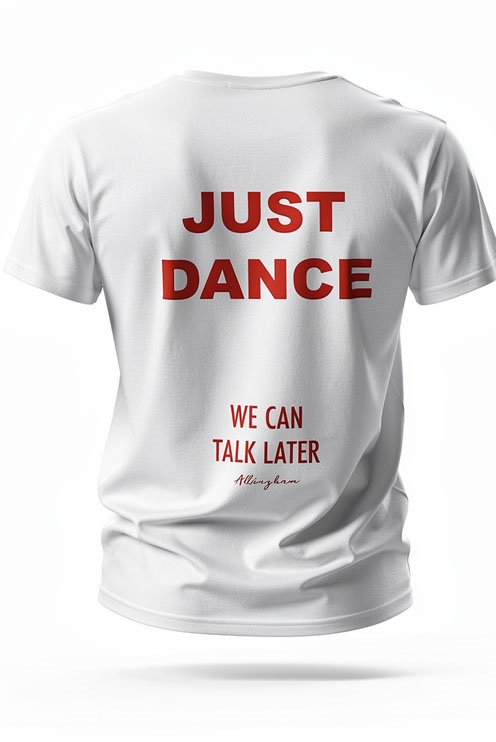 Just Dance T-Shirt Rød Skrift.